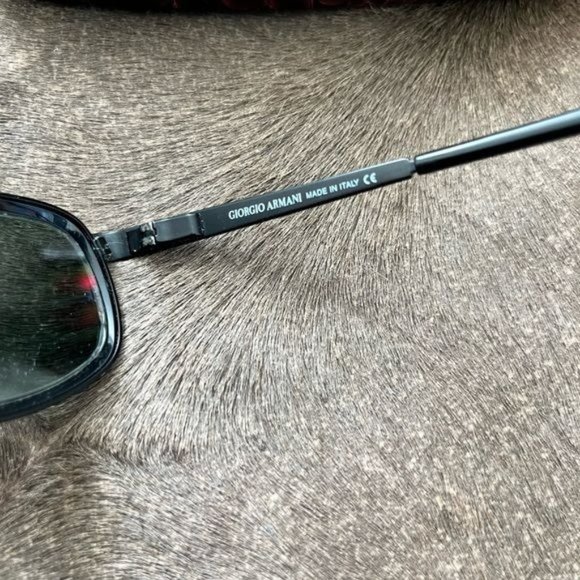 Giorgio Armani 1504 Vintage Made in Italy Sunglasses - Picture 6 of 10